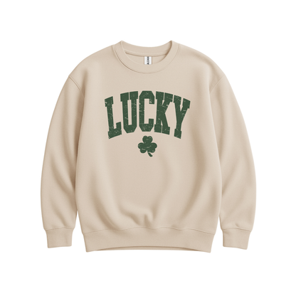 St Patrick's Day // Lucky Sweatshirt