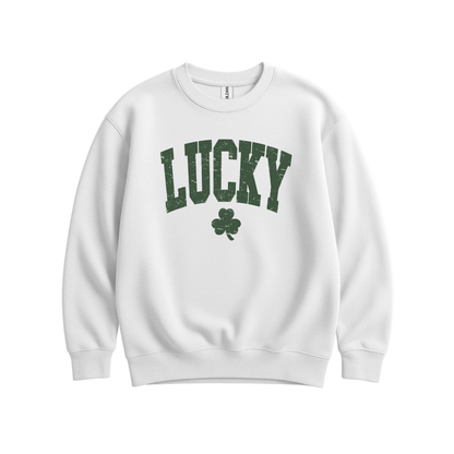 St Patrick's Day // Lucky Sweatshirt